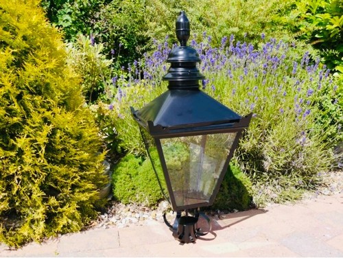 Black victorian garden - victorian,